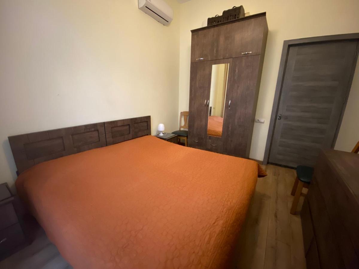 Nice Loft On Uznadze Street 트빌리시 외부 사진